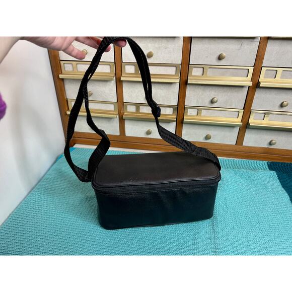 Bell + Howell 35mm Plastic Camera flash case - Picture 16 of 16